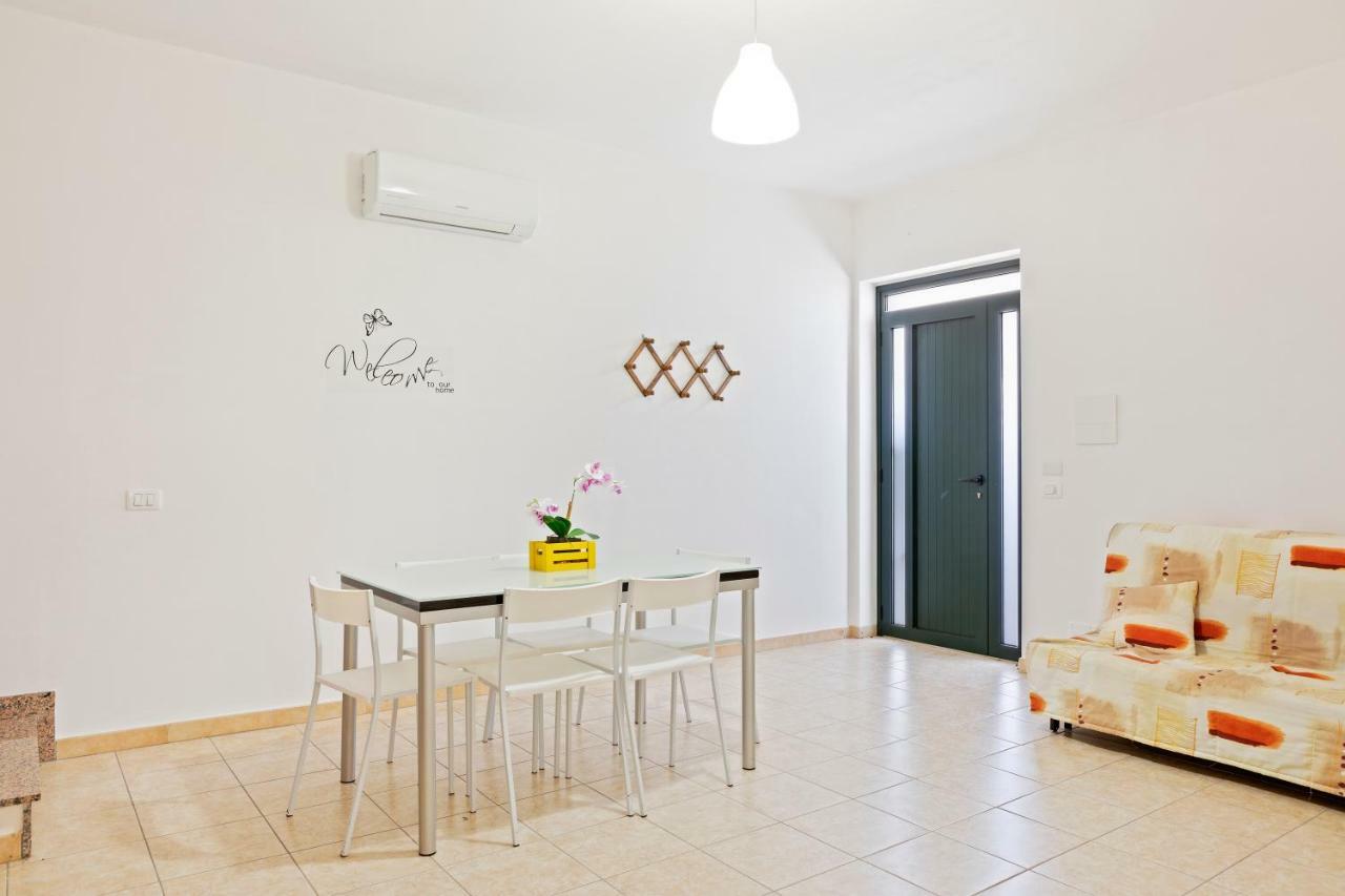 Focallo Seaside Holiday Flat Santa Maria Del Focallo Zewnętrze zdjęcie